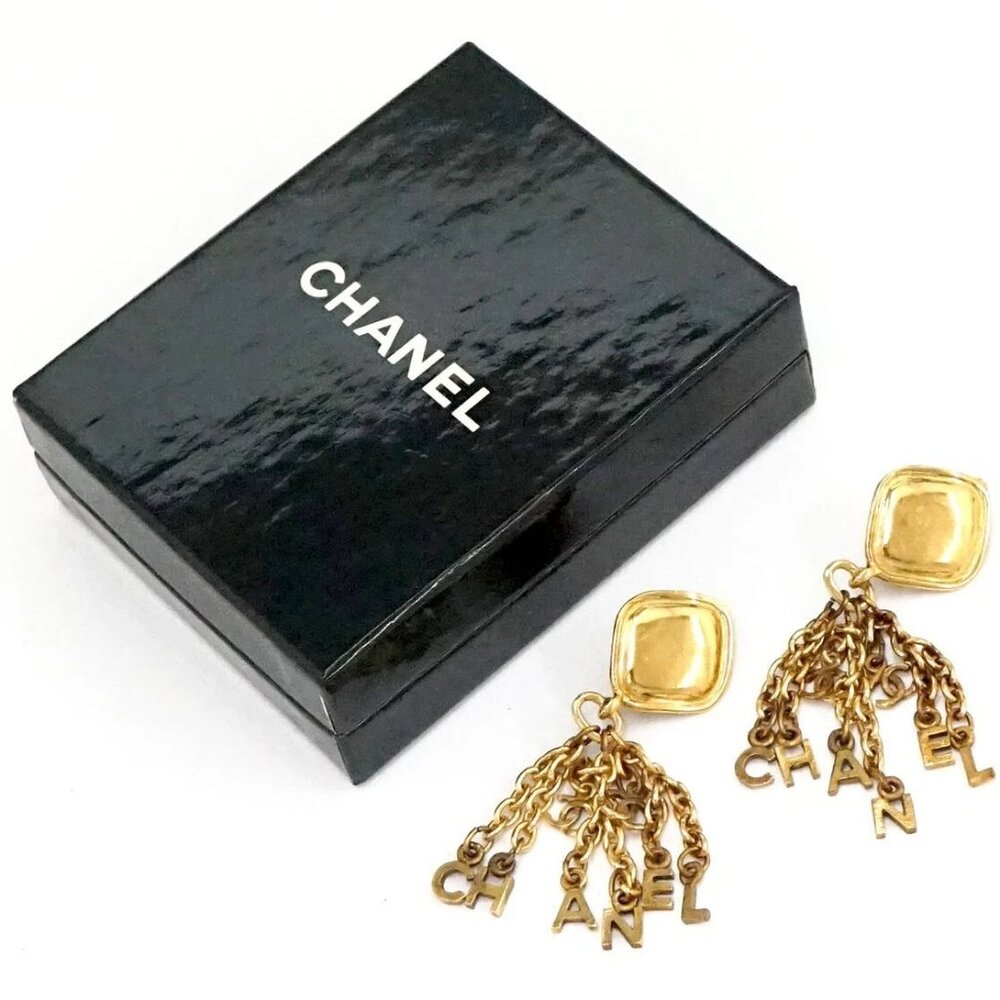 CHANEL CC Logos Fringe Dangle Clip-On Earrings Gold Tone Auth w/Box h1101 - Picture 7 of 7